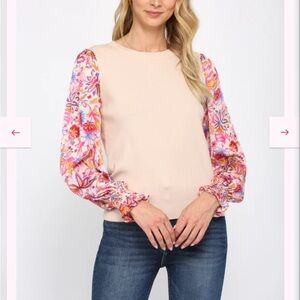 Fate Floral sleeve sweater